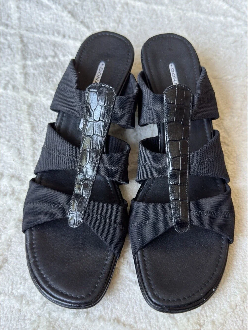 Donald J Pliner Hizzy S1 Women’s 9N Black Leather Kitten Heel Slide Sandals